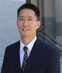 Min Lee
